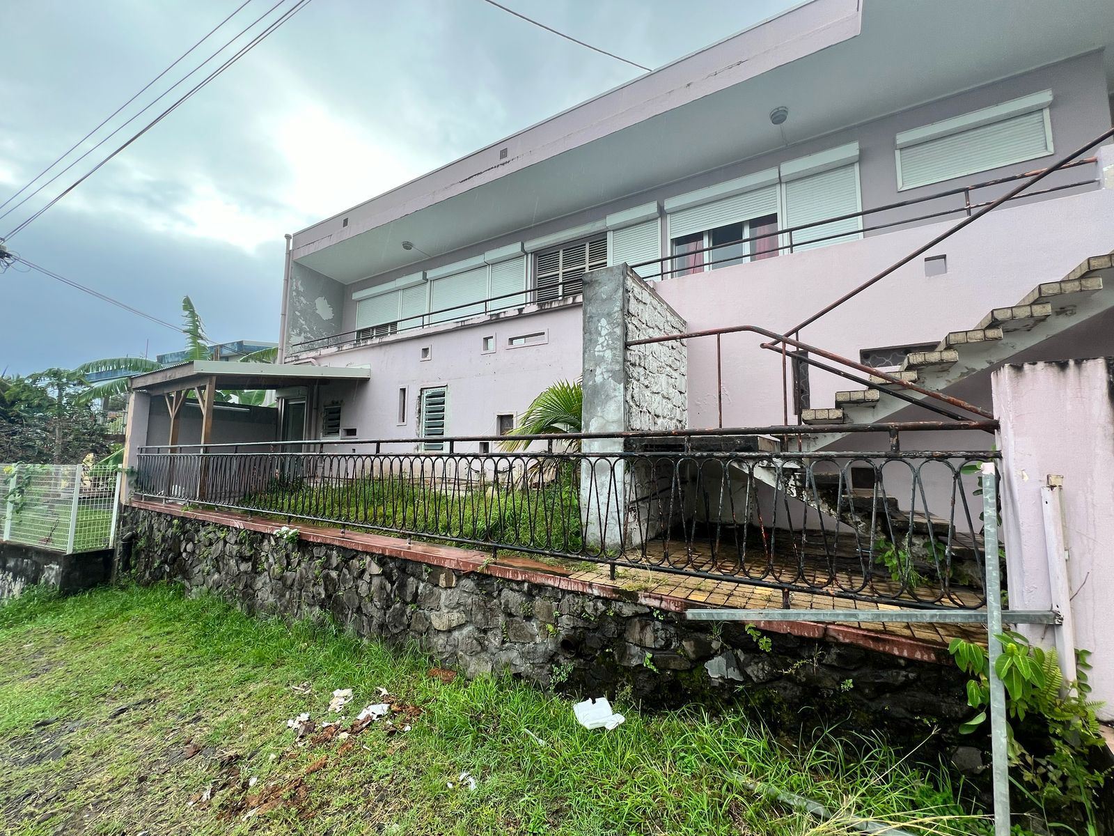 Local commercial — 4 pièces — 90 m² — FORT-DE-FRANCE